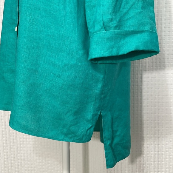Lafayette 148 New York women's Size 10 teal green linen button up shirt.‎ - Picture 3 of 8